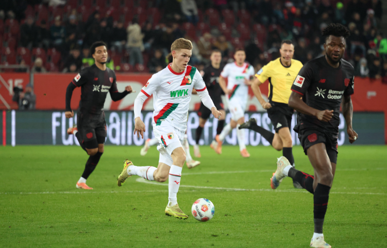 Augsburg vs Bayer Leverkusen (21:30 &#8211; 06/12) | Xem lại trận đấu